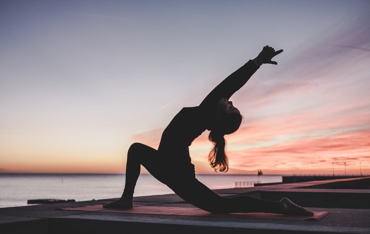 Weekend Wellness Series Yoga _Photo by Kike Vega on Unsplash